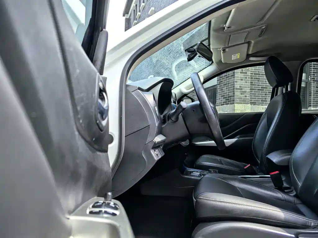 Dongfeng Rich 6 New Energy — миниатюра 22