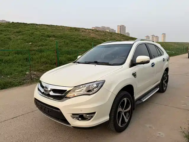 2015 BYD S7