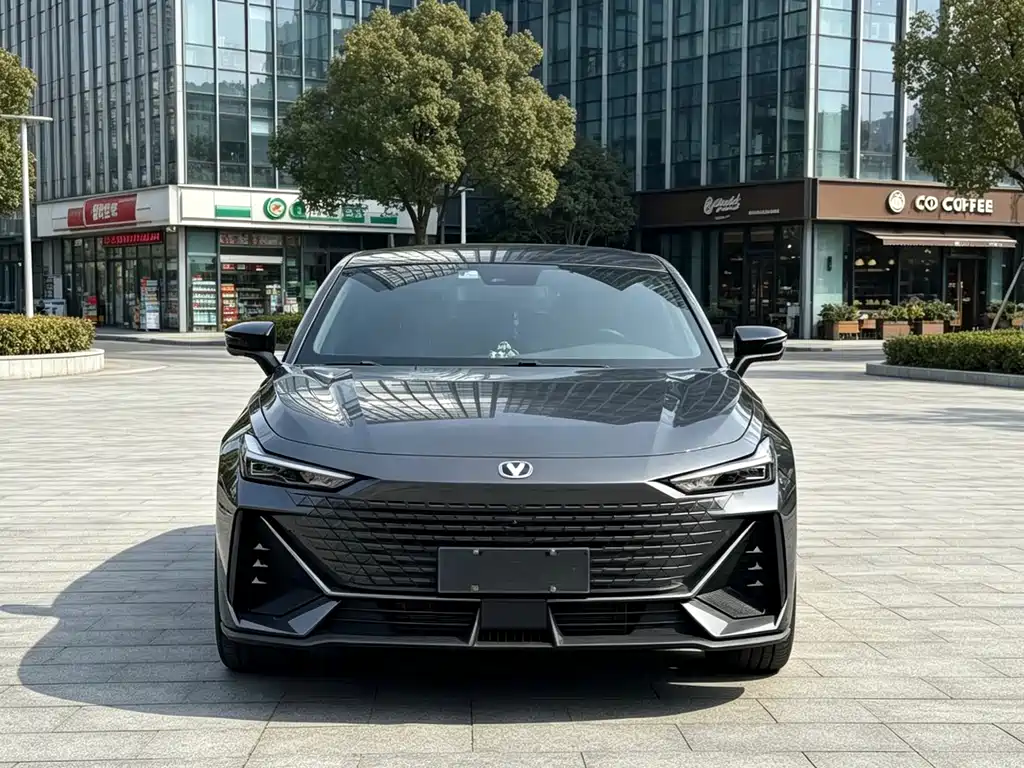Changan UNI-V 2022 1.5T