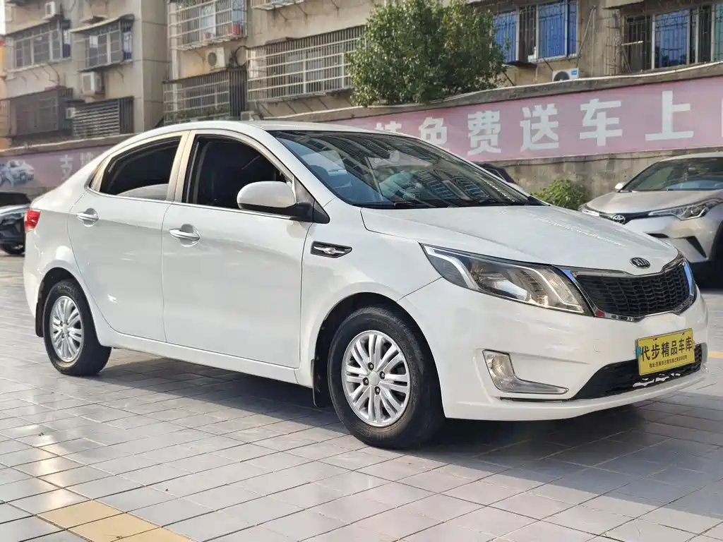 Kia K2 — миниатюра 3