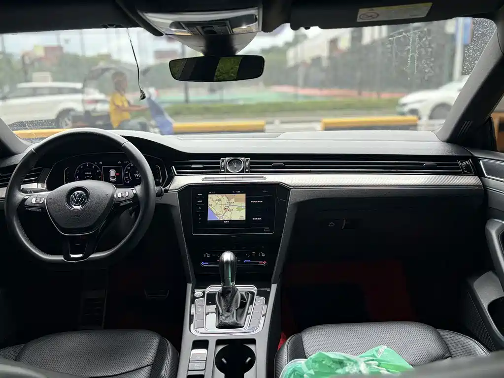 Volkswagen CC — миниатюра 8