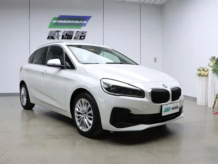 BMW 2 серии 2 2018 218i Lead