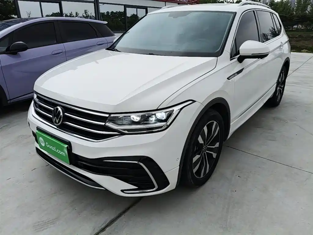 Volkswagen Tiguan L L 2022 330TSI AT R-Line