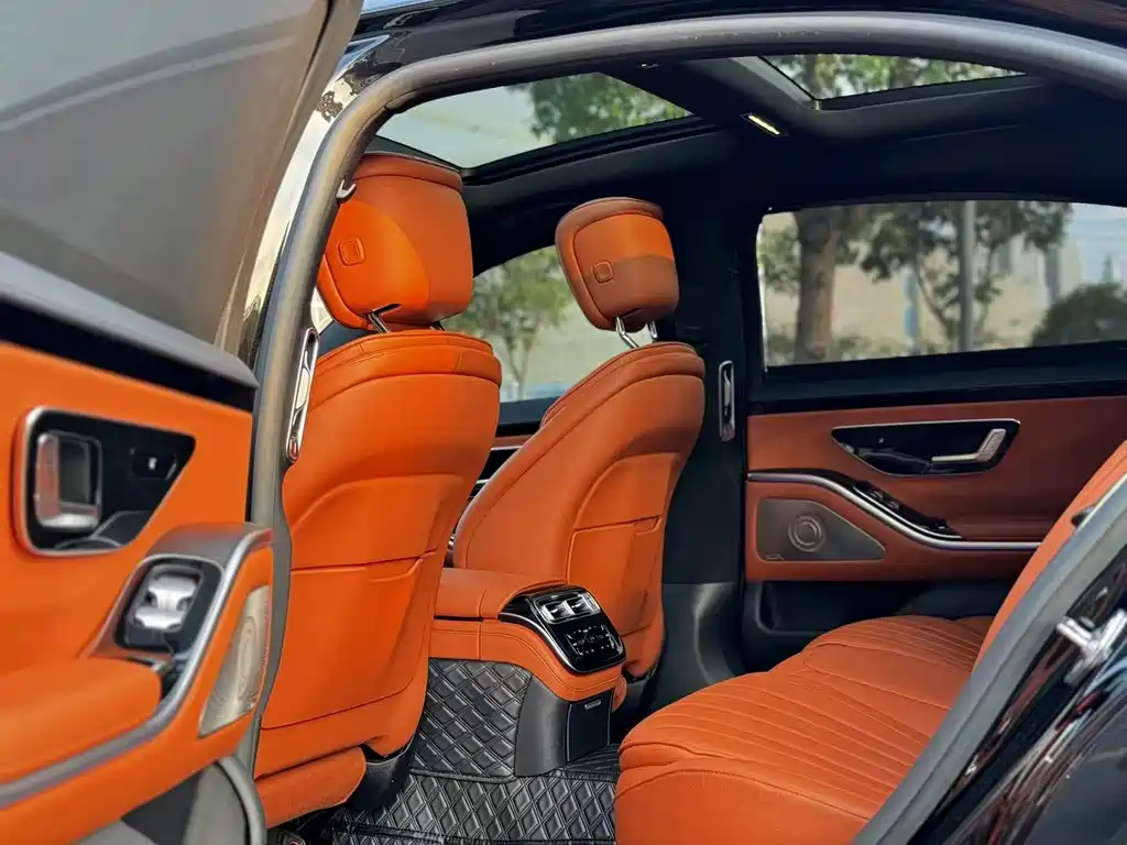 Mercedes-Benz S-Class — миниатюра 7