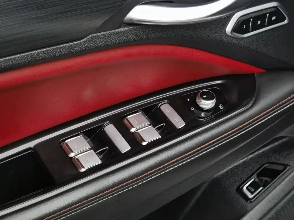 Geely Xingyue — миниатюра 9
