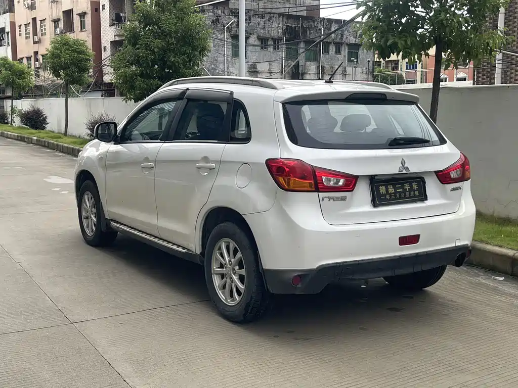 Mitsubishi ASX — миниатюра 3