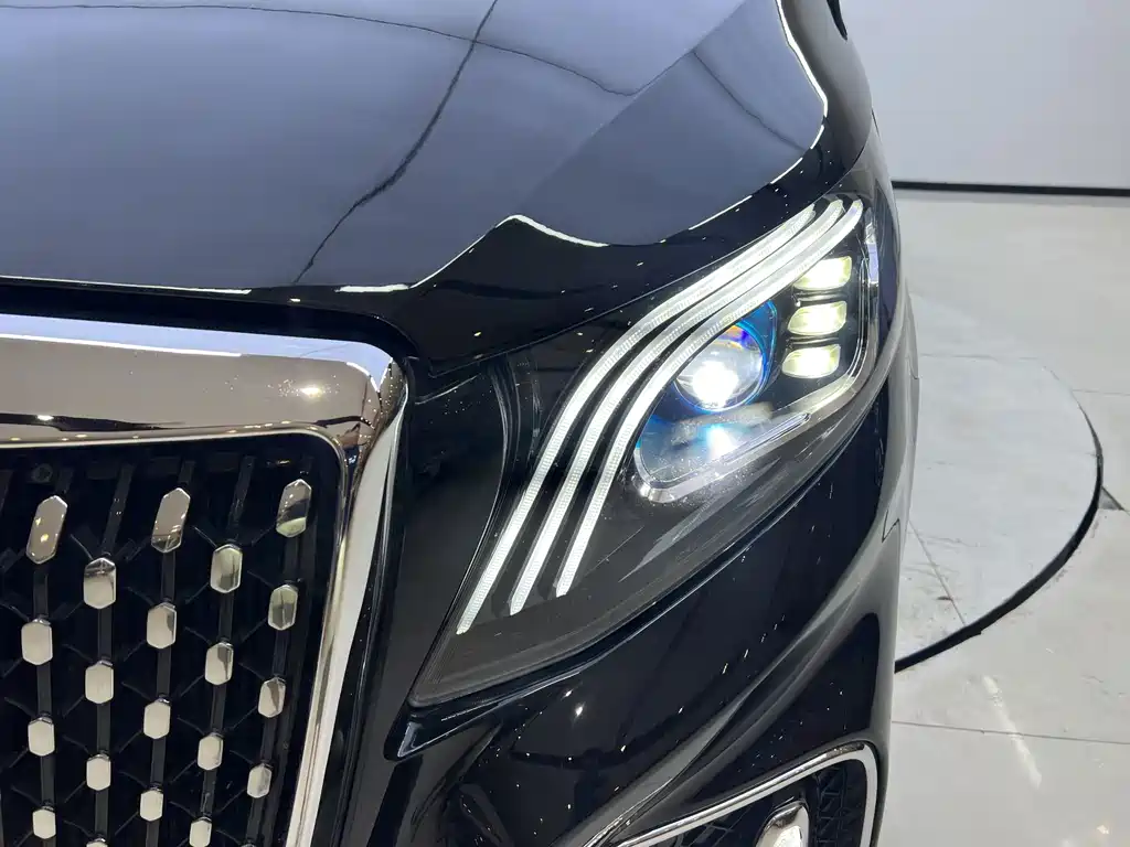 Mercedes-Benz Vito — миниатюра 7