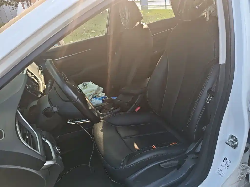 Buick Excelle — миниатюра 11