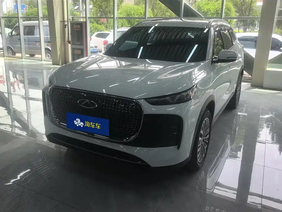 Chery Tiggo 8 PLUS C-DM 2025