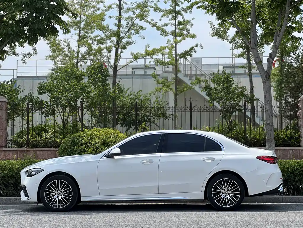 Mercedes-Benz C-Class C 2026 C 260 L Sport