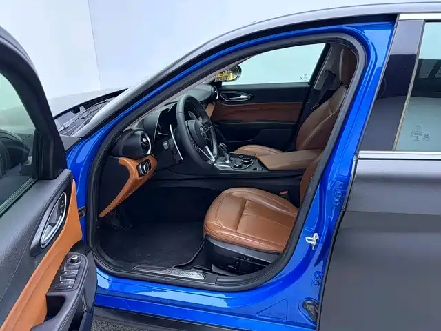 Alfa Romeo Giulia — миниатюра 5