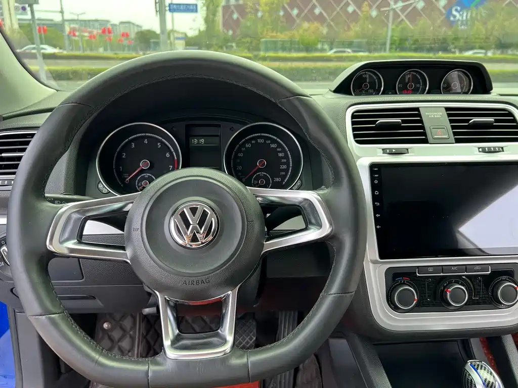 Volkswagen Scirocco — миниатюра 8