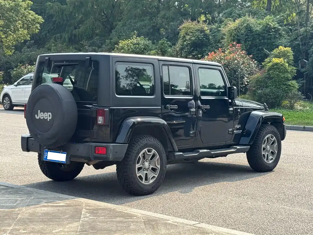 Jeep Wrangler — миниатюра 4
