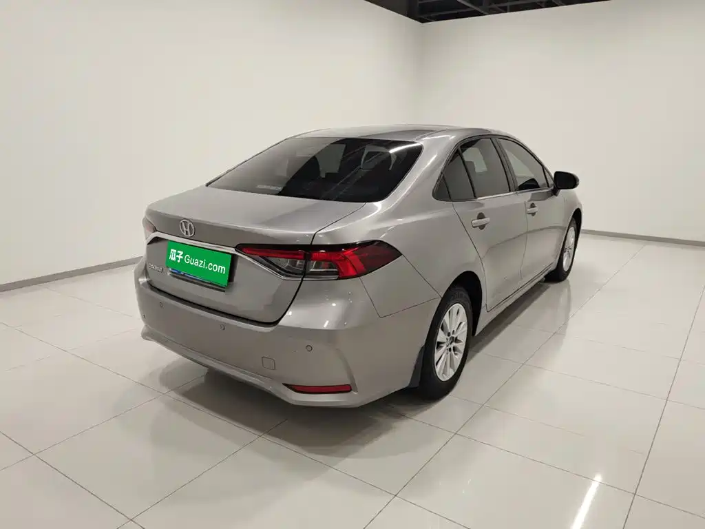Toyota Corolla — миниатюра 4