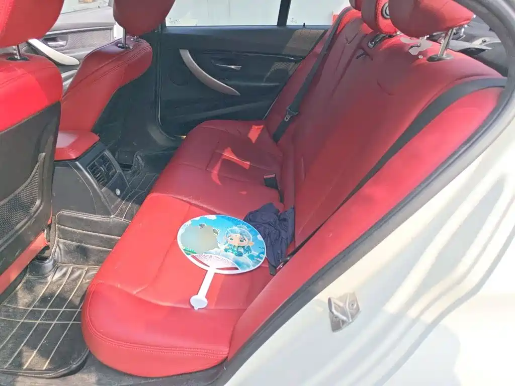 BMW 3 Series — миниатюра 13