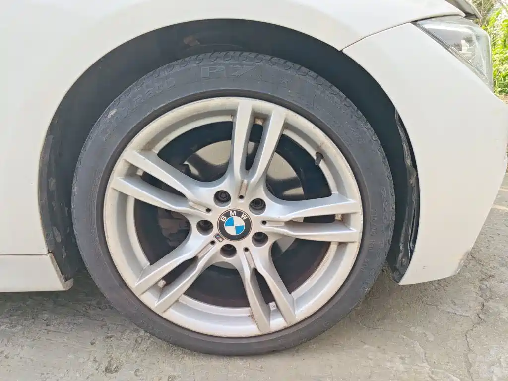 BMW 3 Series — миниатюра 24