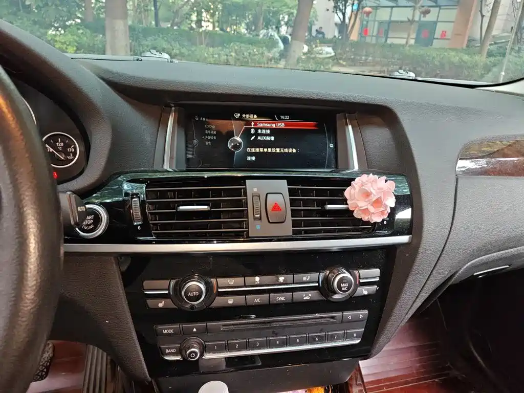 BMW X3 (Import) — миниатюра 9