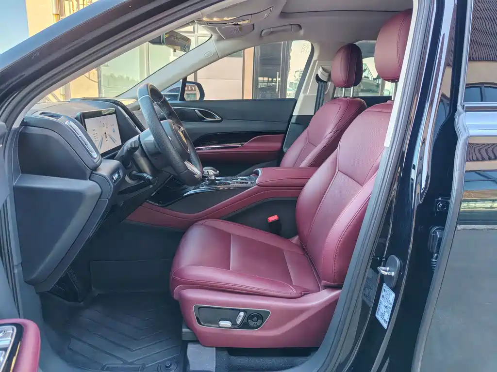 Hongqi Hongqi HS3 PHEV — миниатюра 6