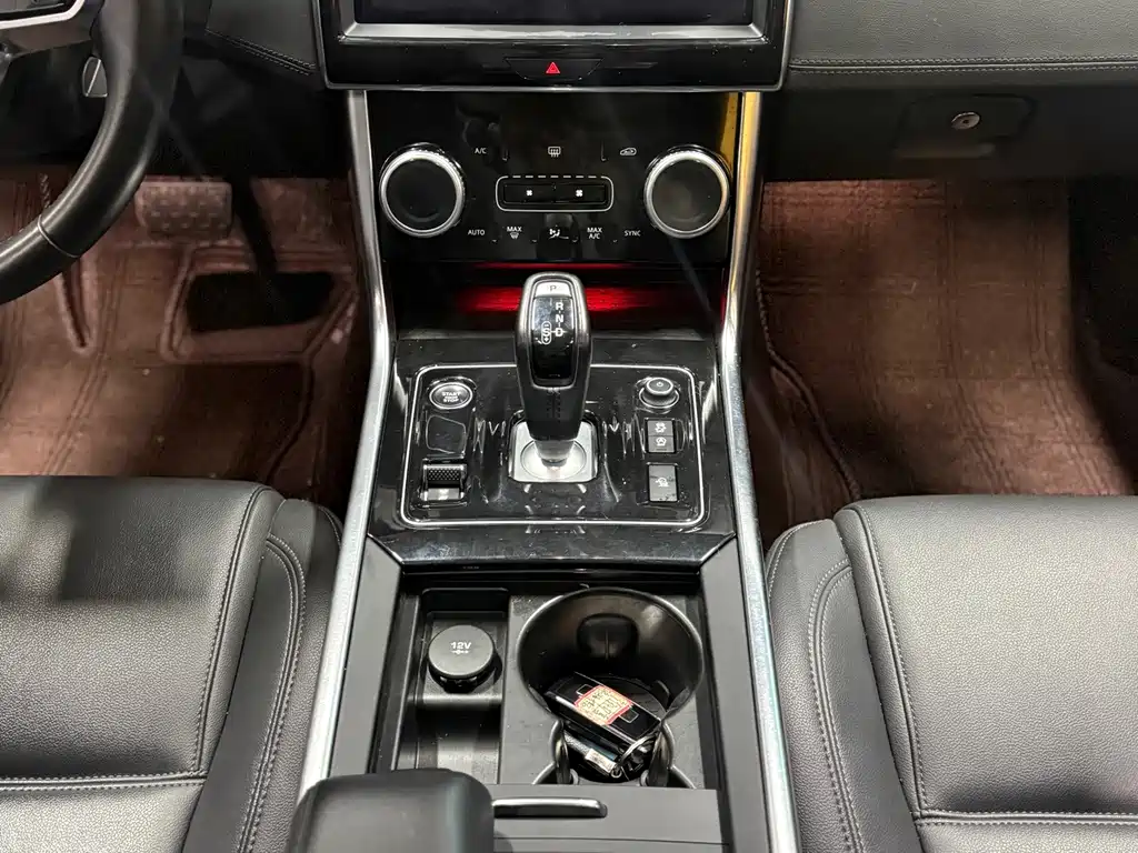 Jaguar XEL — миниатюра 12