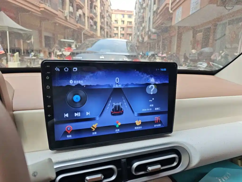 Wuling MINIEV — миниатюра 20