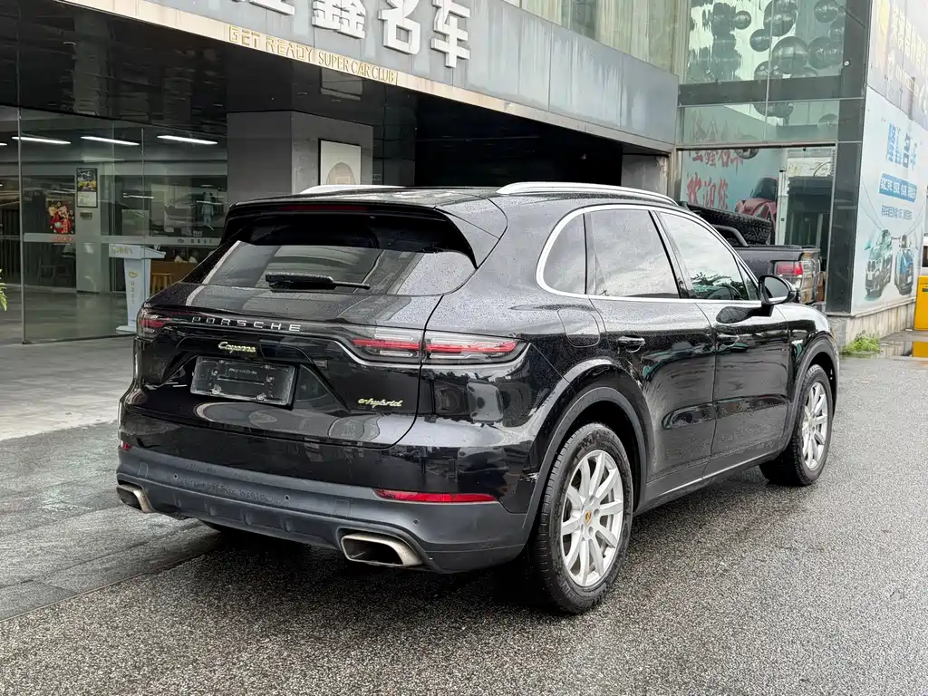 Porsche Cayenne Hybrid — миниатюра 3