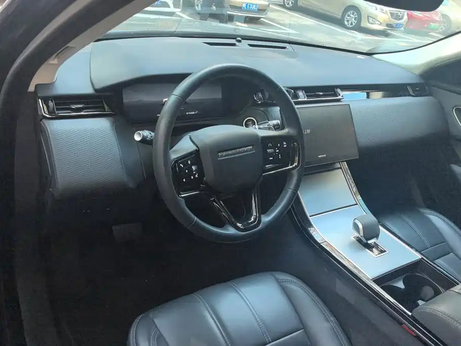 Land Rover Velar — миниатюра 12