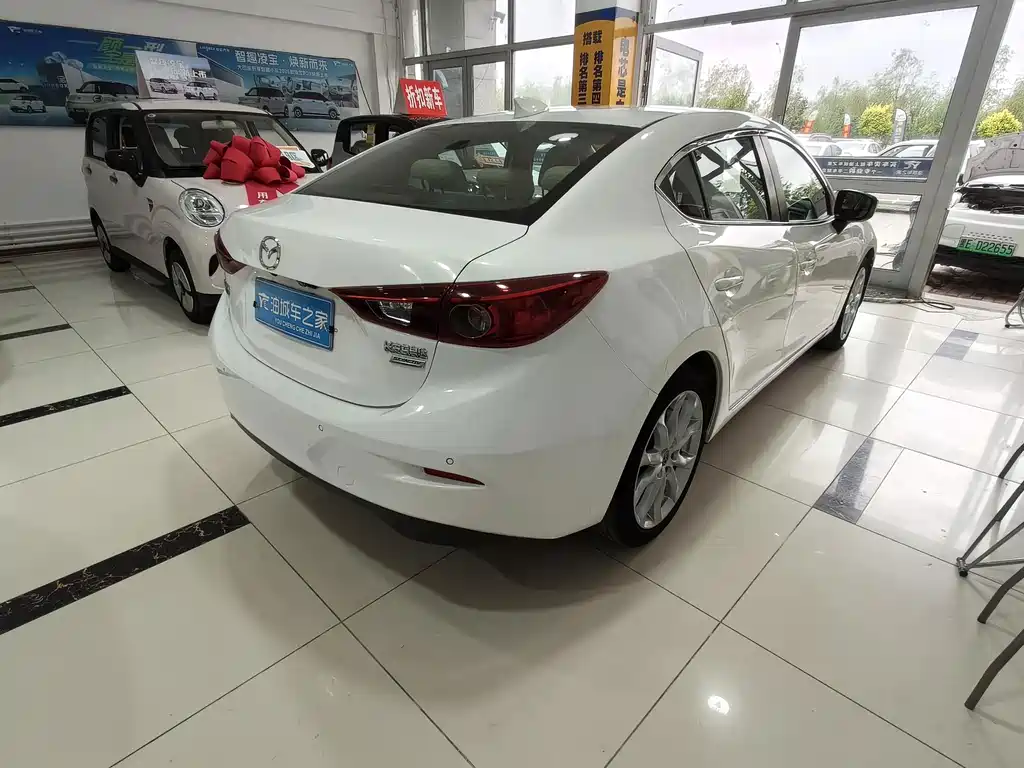 Mazda 3 Axela — миниатюра 4