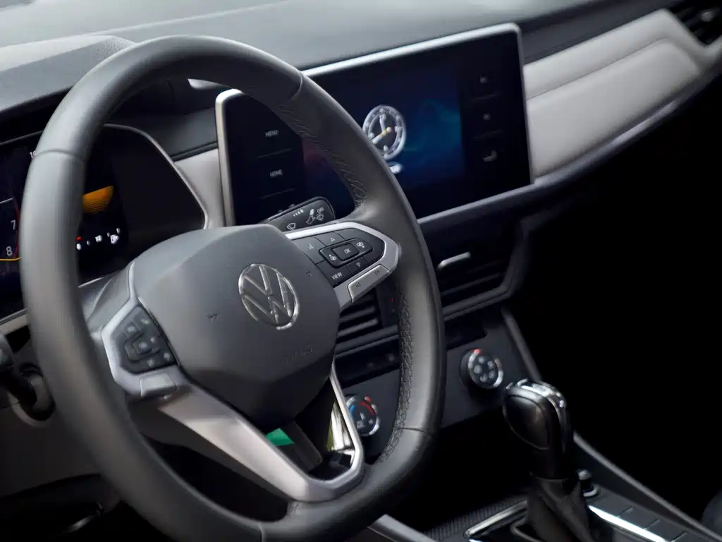 Volkswagen Bora — миниатюра 7