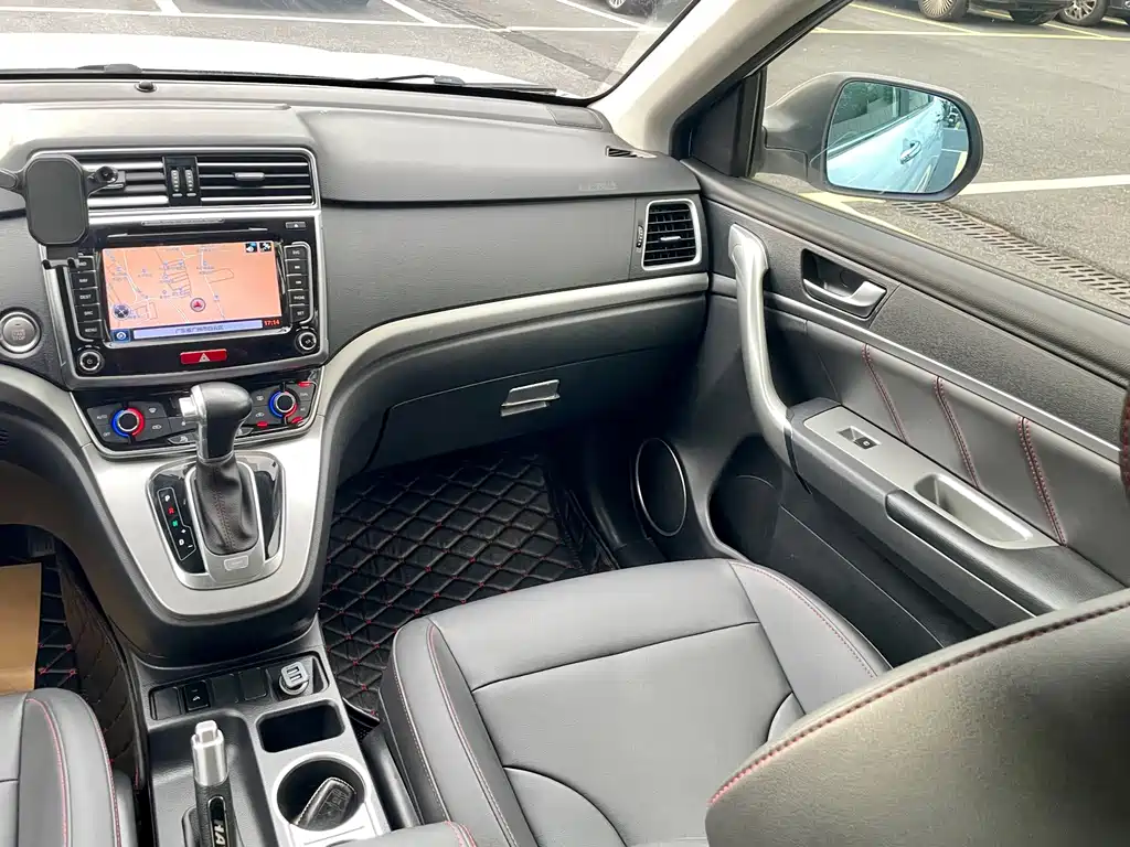 Haval M6 — миниатюра 15
