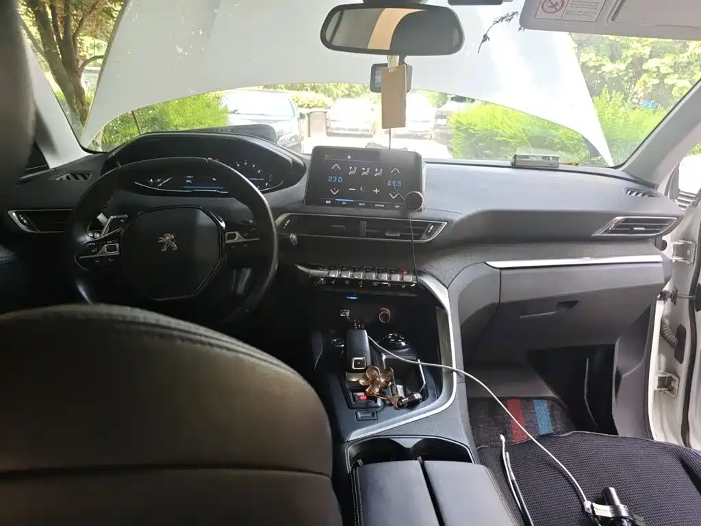Peugeot 4008 — миниатюра 13