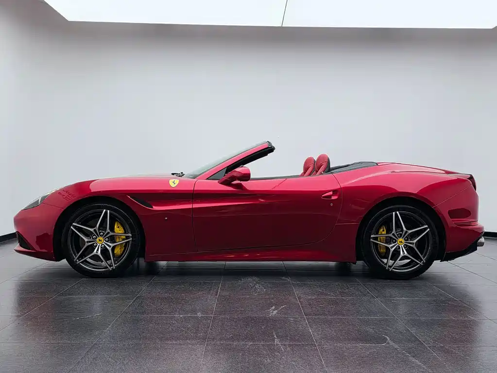 Ferrari California T — миниатюра 4