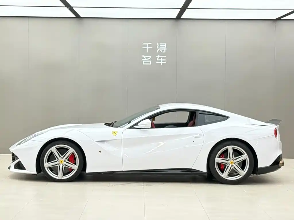 Ferrari F12berlinetta — миниатюра 3