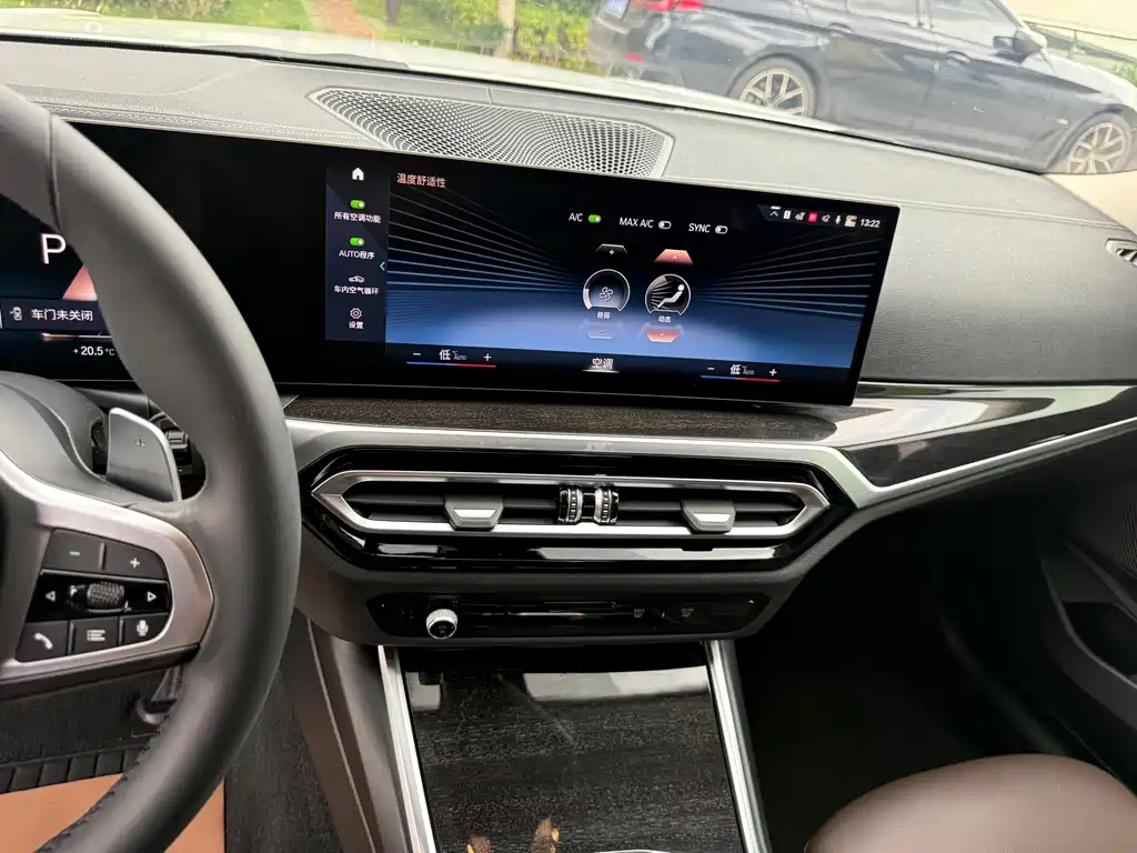 BMW 3 Series — миниатюра 24