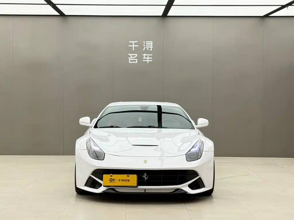 Ferrari F12berlinetta — миниатюра 2
