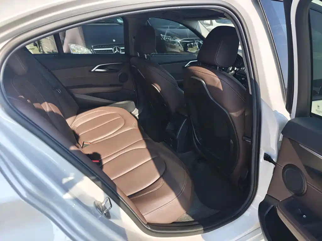 BMW 1 Series — миниатюра 11