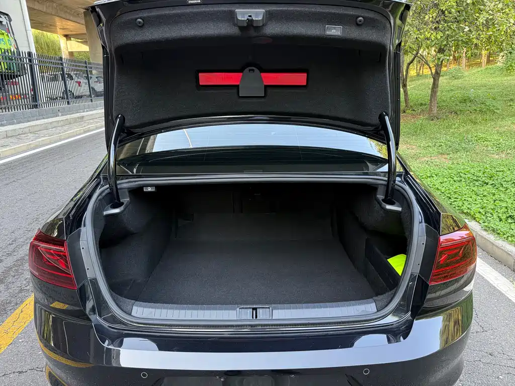 Volkswagen Magotan — миниатюра 21