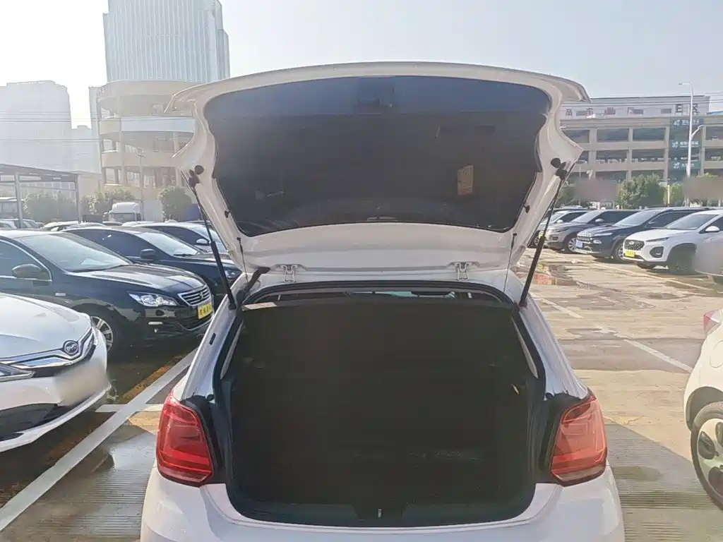 Volkswagen Polo — миниатюра 19