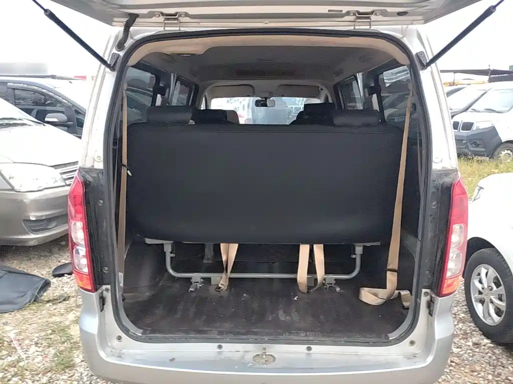 Wuling Hongguang V — миниатюра 19