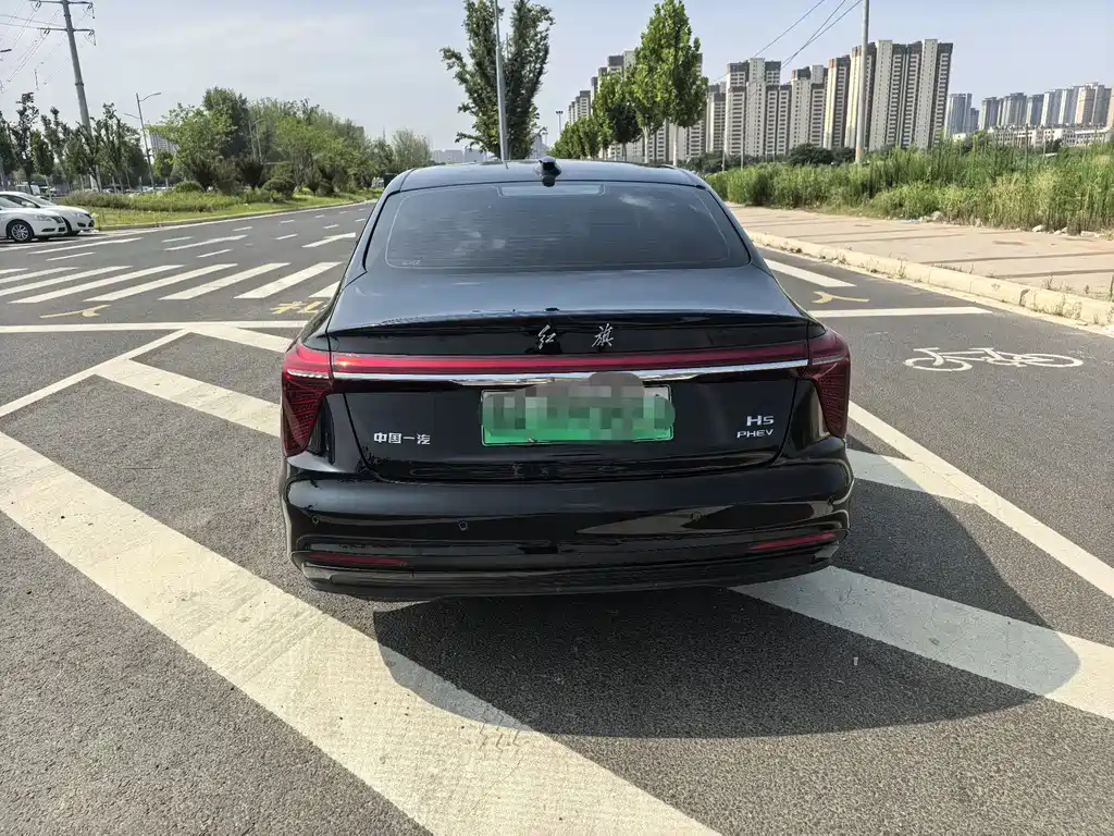 Hongqi H5 PHEV 2025 170