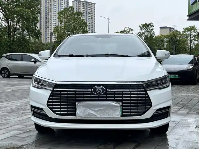 BYD Qin EV
