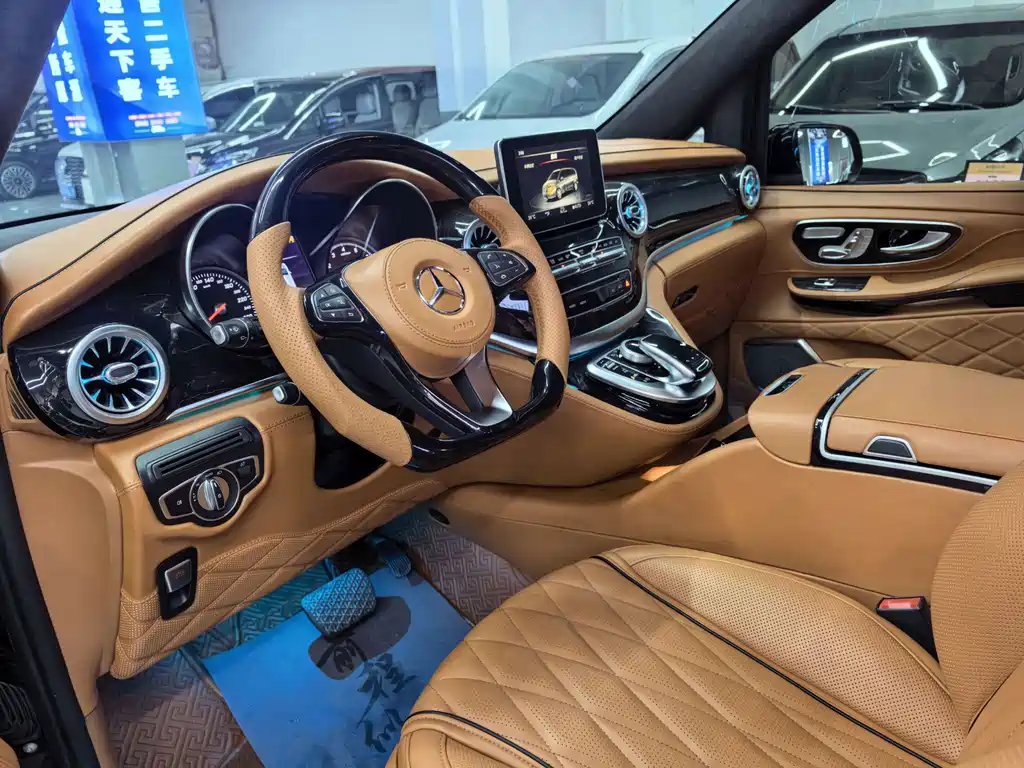 Mercedes-Benz V-Class — миниатюра 5