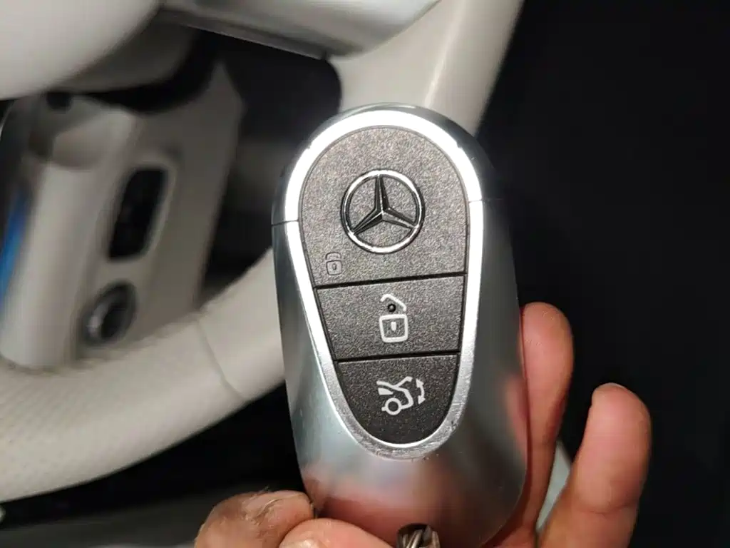 Mercedes-Benz EQE — миниатюра 9