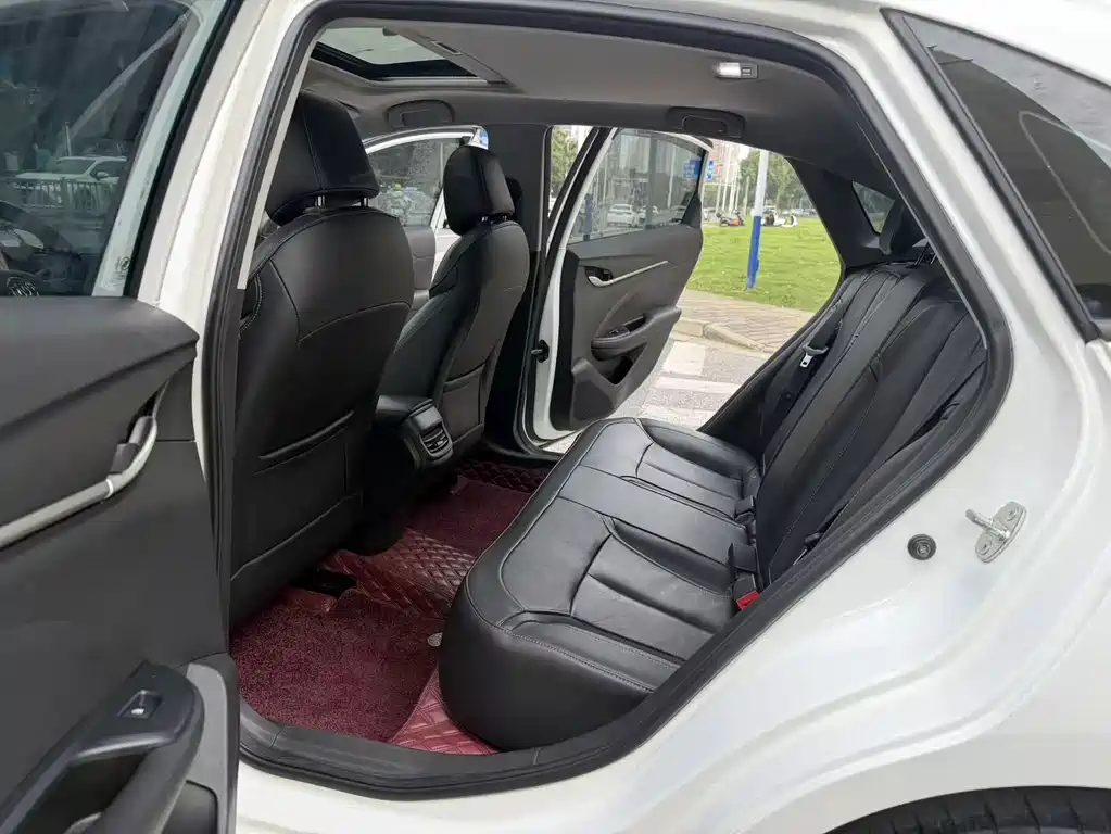 Buick Excelle — миниатюра 12