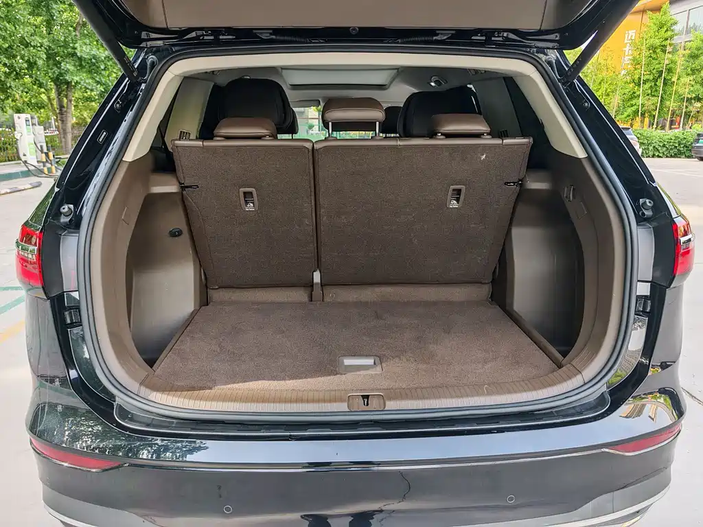 Volkswagen Viloran — миниатюра 9