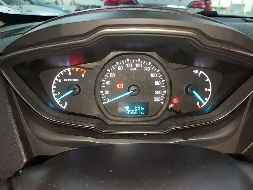 Ford Escort — миниатюра 12