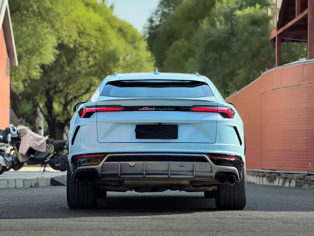 Lamborghini Urus — миниатюра 5