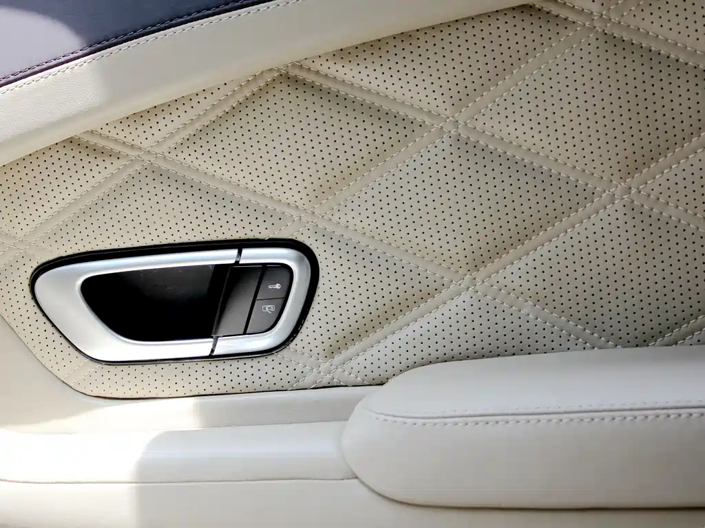 Bentley Continental — миниатюра 18