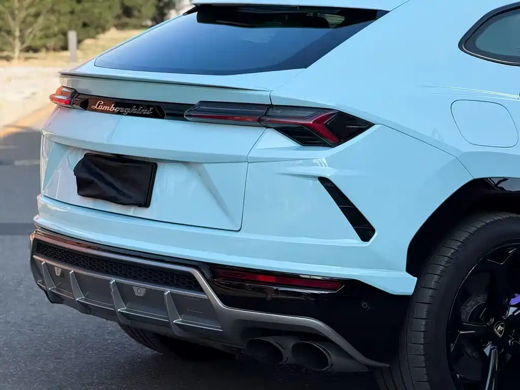 Lamborghini Urus — миниатюра 7