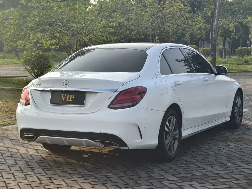 Mercedes-Benz C-Class — миниатюра 5