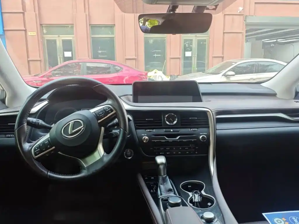 Lexus RX — миниатюра 5